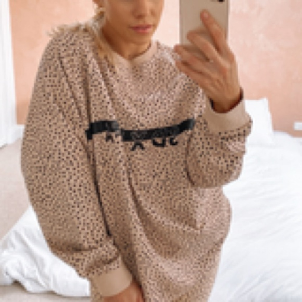 Sarah’s Day x White Fox Active Crew Sweater in Speckle Sand